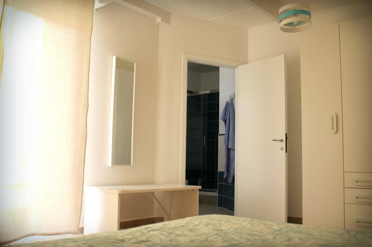B&B Le Tre Spiagge Calasetta Bagian luar foto
