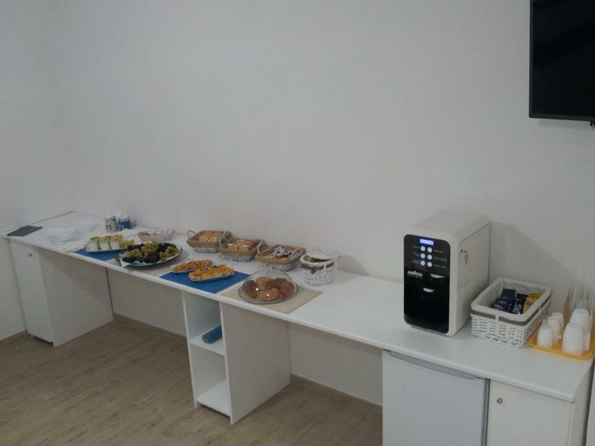 B&B Le Tre Spiagge Calasetta Bagian luar foto